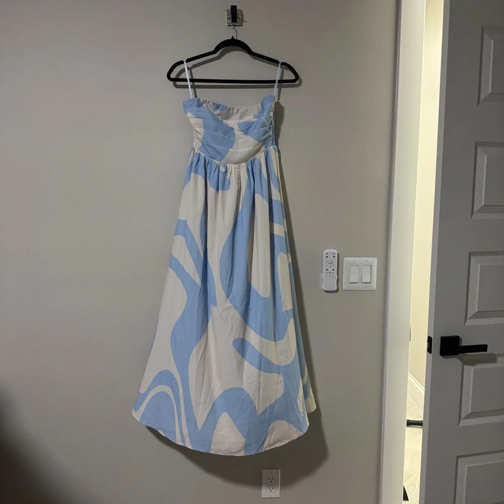 Petal & Pup Nesta Maxi Dress Size Large - Picture 3 of 8